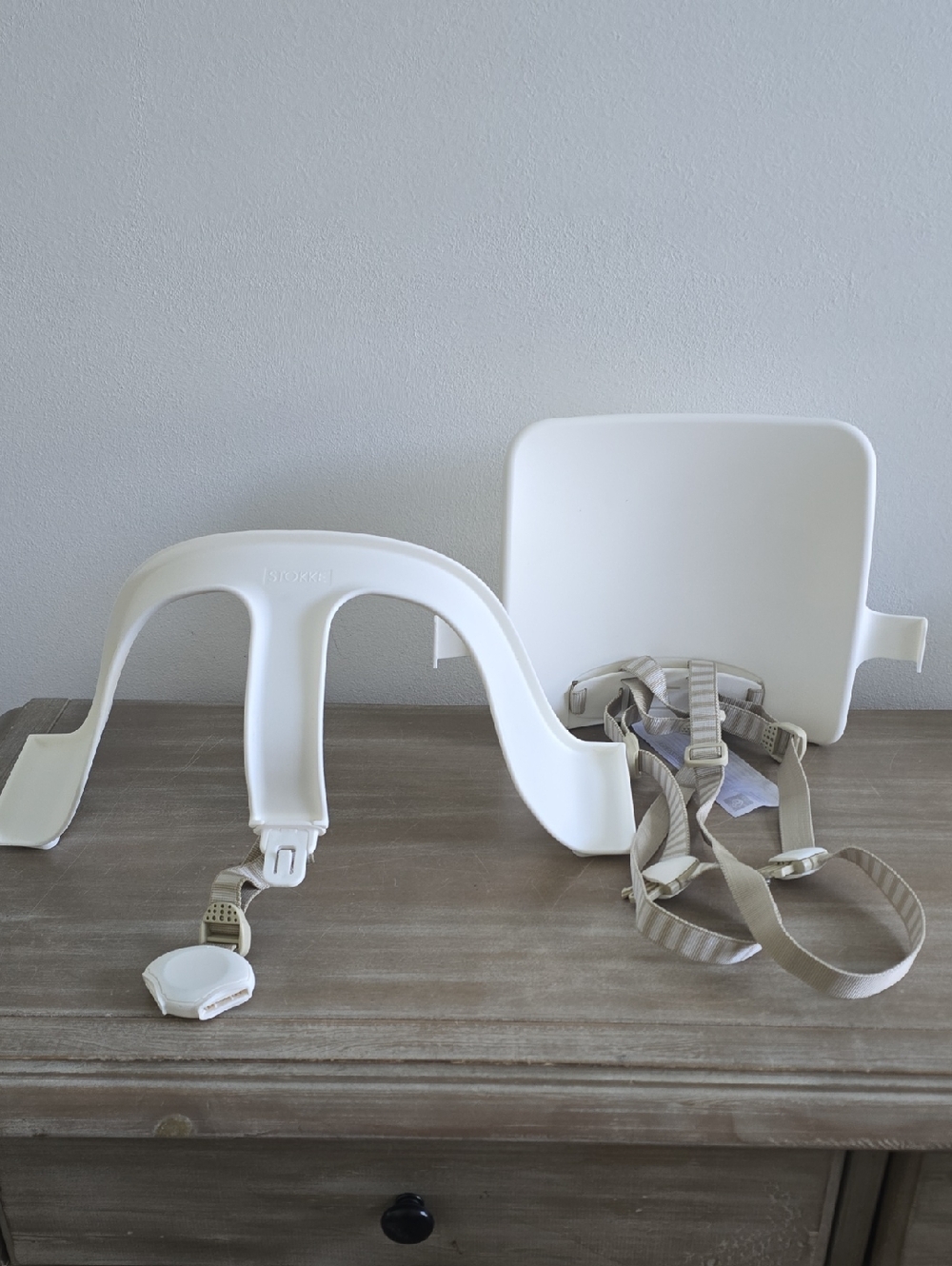 Stokke Tripp Trapp V4 Plastic Baby Set & 5-Point Safety Harness  White